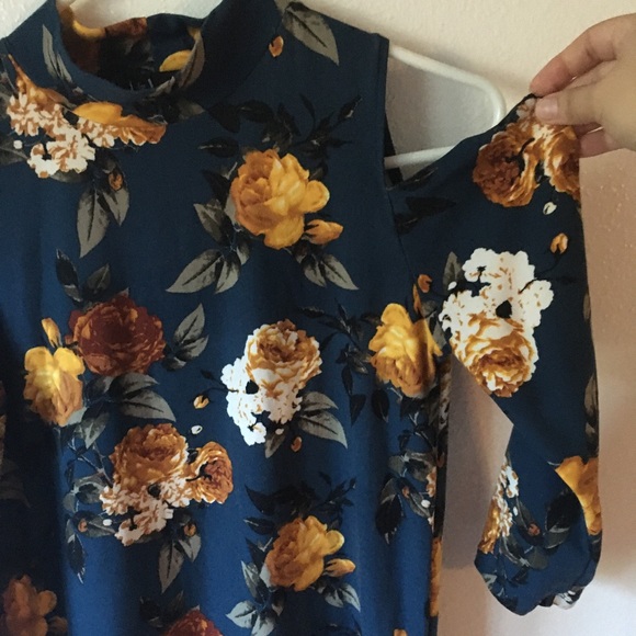 🌸J FOR JUSTIFY TOP - Picture 3 of 3